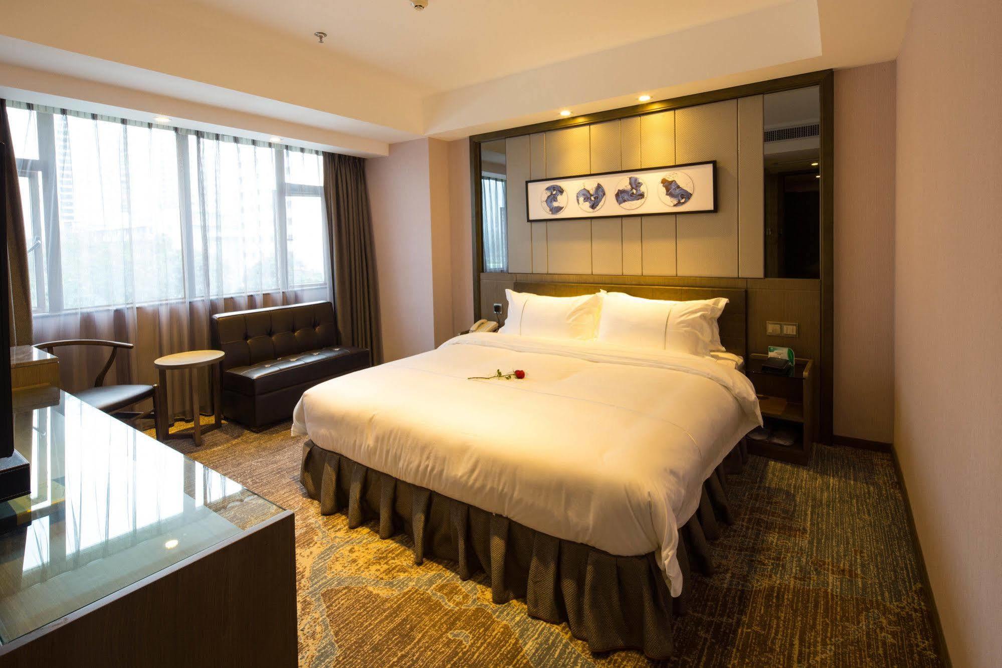 Lnsail Hotel Shenzhen Luohu Port Railway Station Luaran gambar