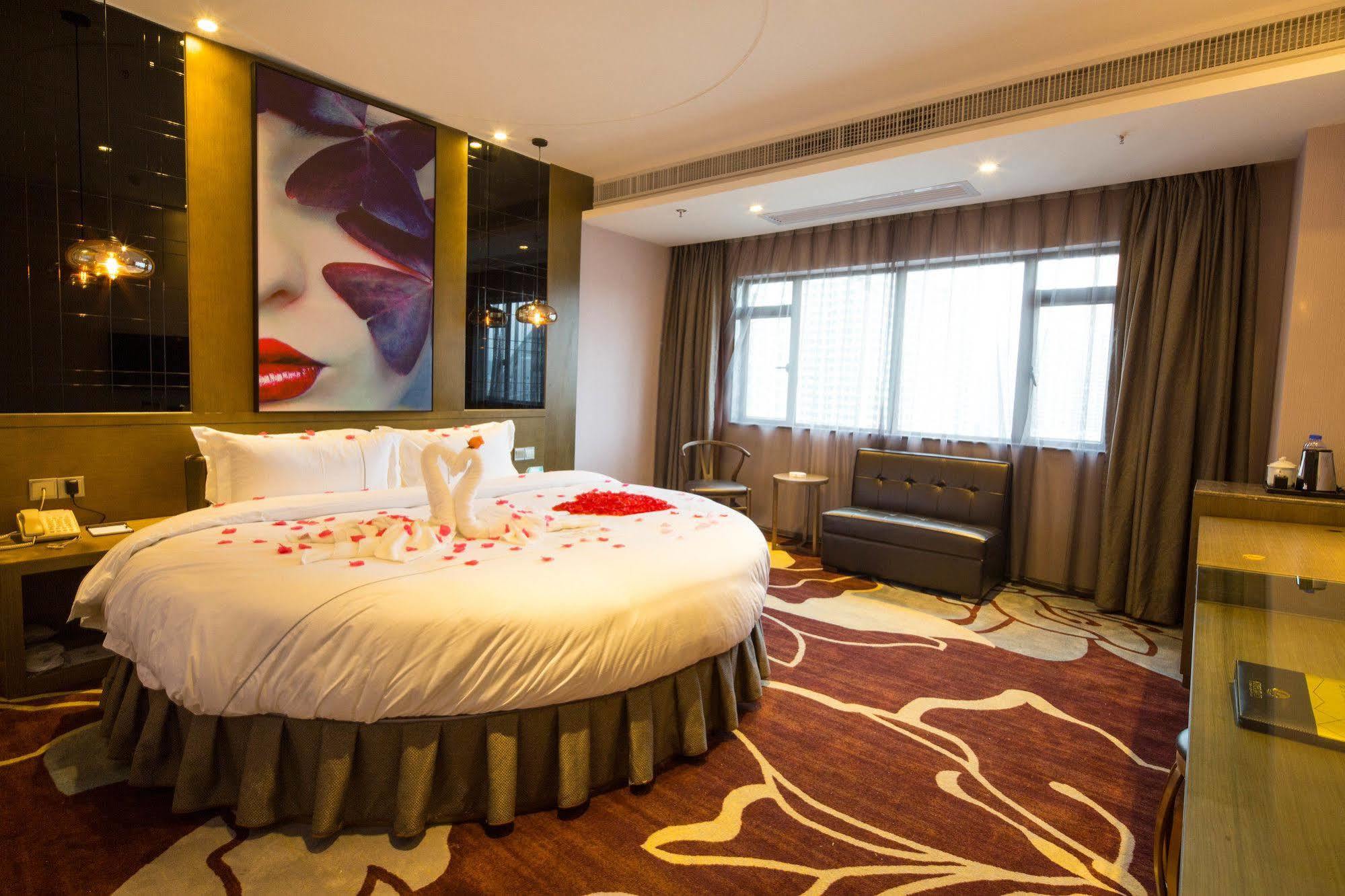 Lnsail Hotel Shenzhen Luohu Port Railway Station Luaran gambar
